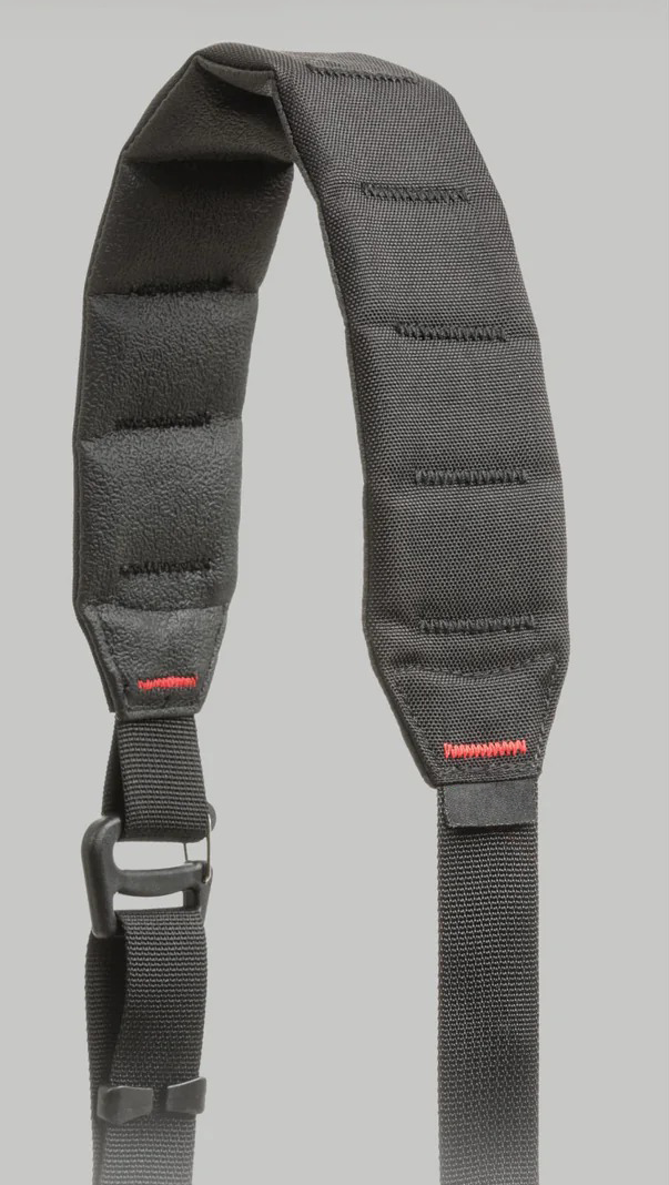 Quick release magnetic buckle camera shoulder strap